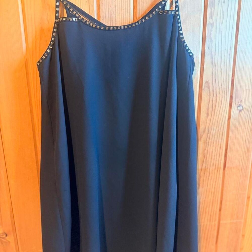 Forever-21 Women's Black and Navy Dress